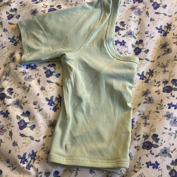 lululemon Ribbed Held Tight Tee - Picture 5 of 6